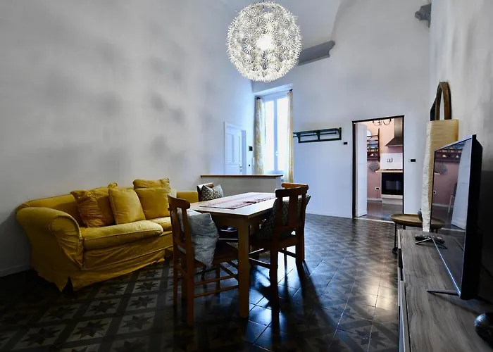Hotel Maria &