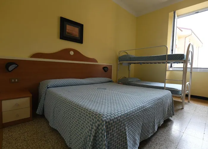 Hotel Maria & 2*