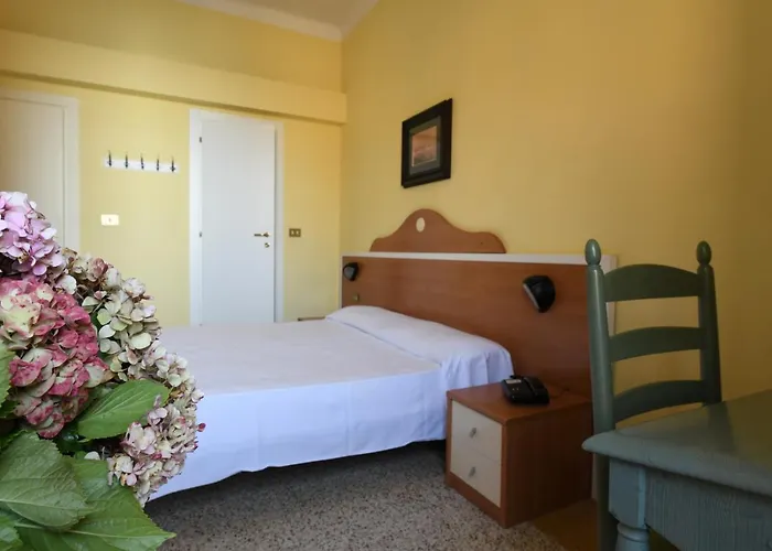 Maria & Hotel