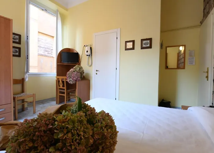 Hotel Maria &