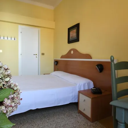 Maria & Hotell