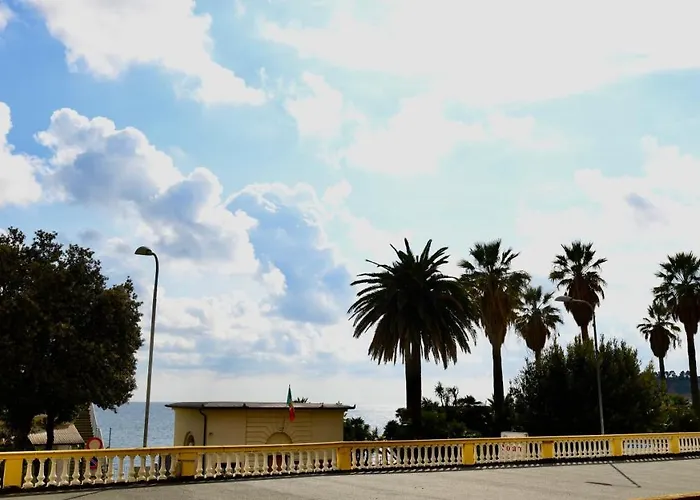 Maria & Hotel Varazze