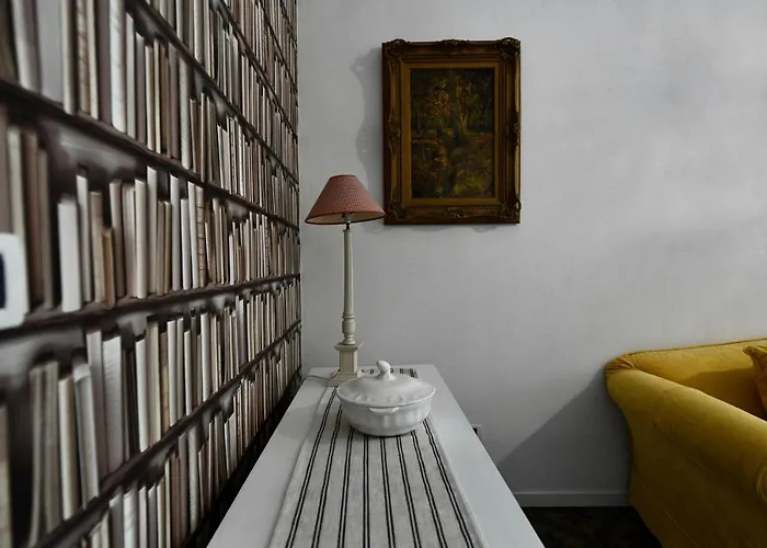 Hotel Maria & 2*